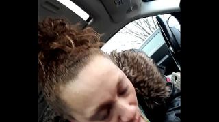 womenfucking in car