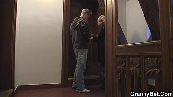 90 old grannysex