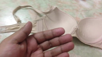 public cum on bra