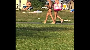 thong_beach_tube