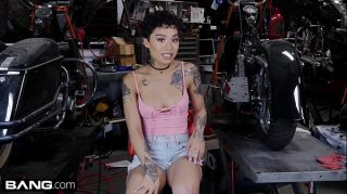 ebony quivering orgasm