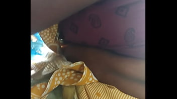 tamilnadu boobs video in bus