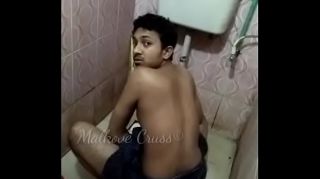 daughter fingring in toilet after father fucked