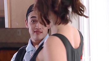 hot mom xxxii videos