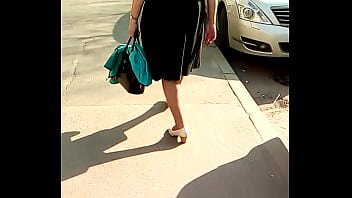 ass walking 1