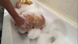 son panis taching bathing mom ass