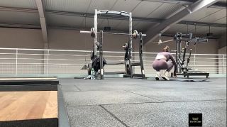 big tits gym candid