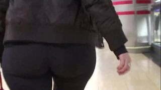 big ass milf candid