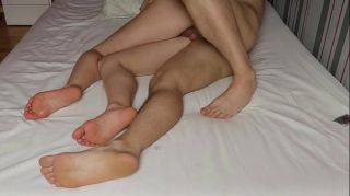 caught_mother_naked_in_bed