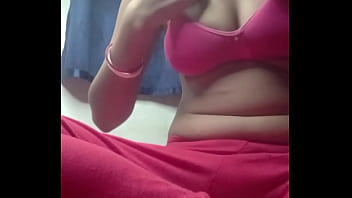 ldki fingering chut se niklta pani video